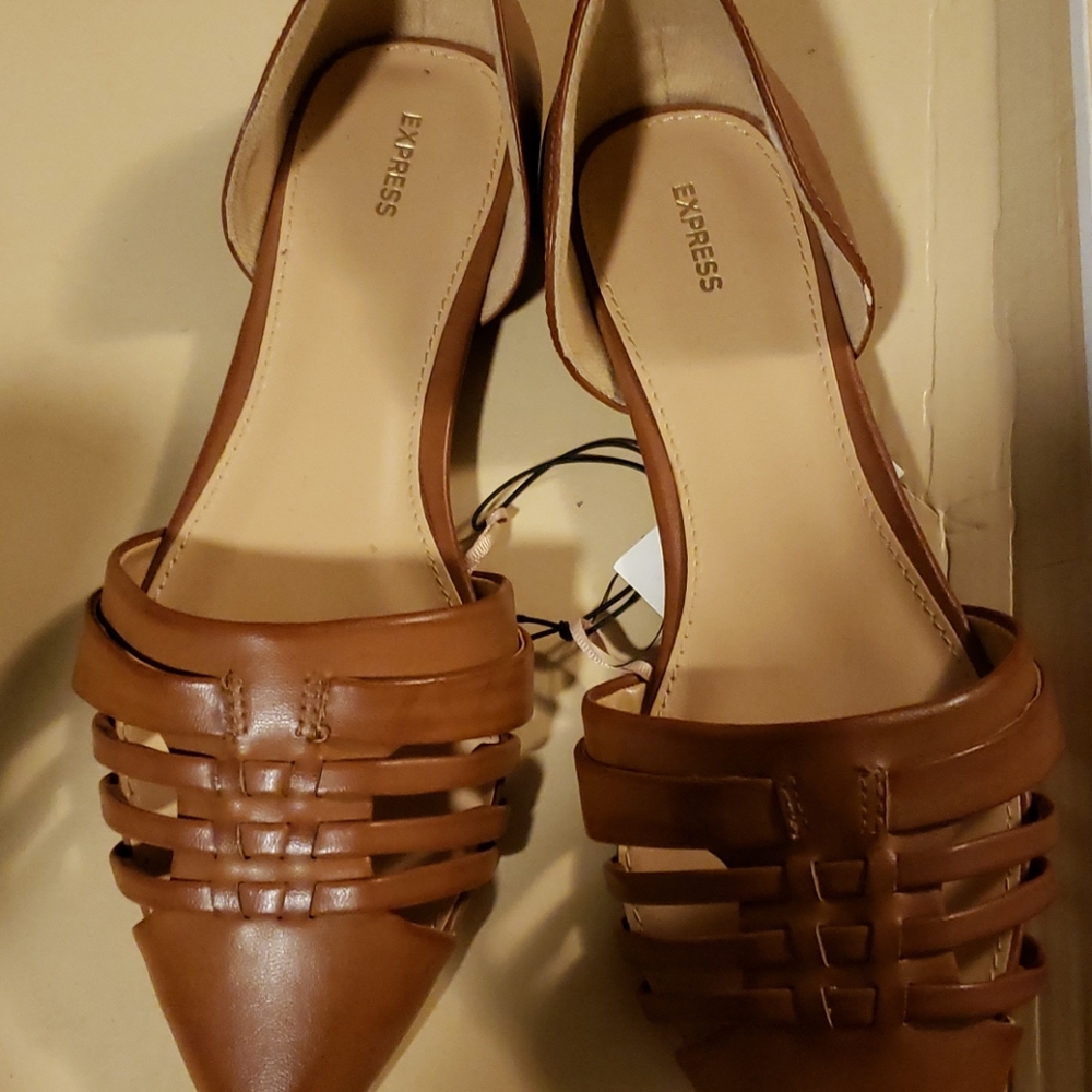 Express Sandals